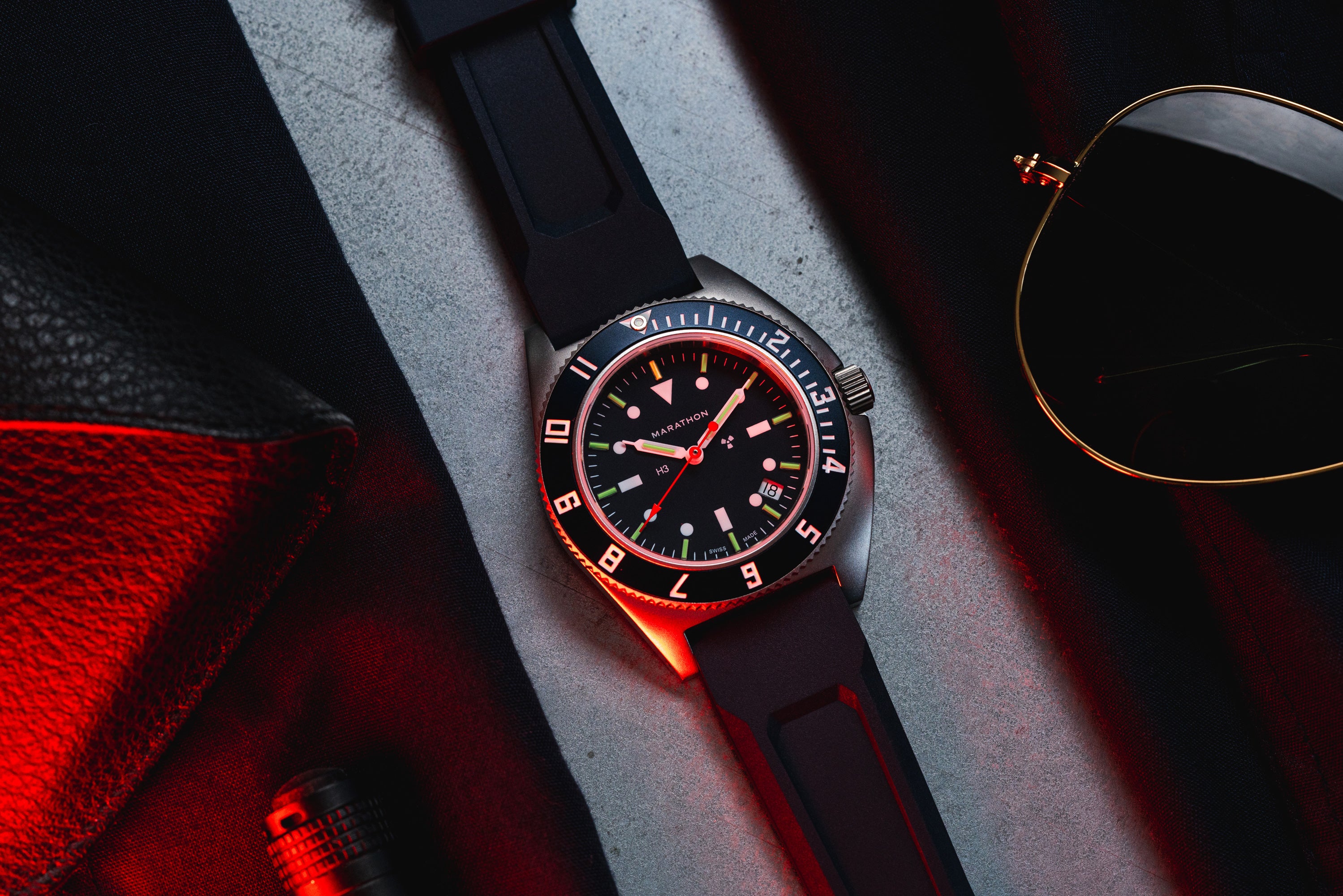 41mm Blue Steel Navigator w/Date (SSNAV-D) on Blue 3-Piece Rubber Strap Kit image