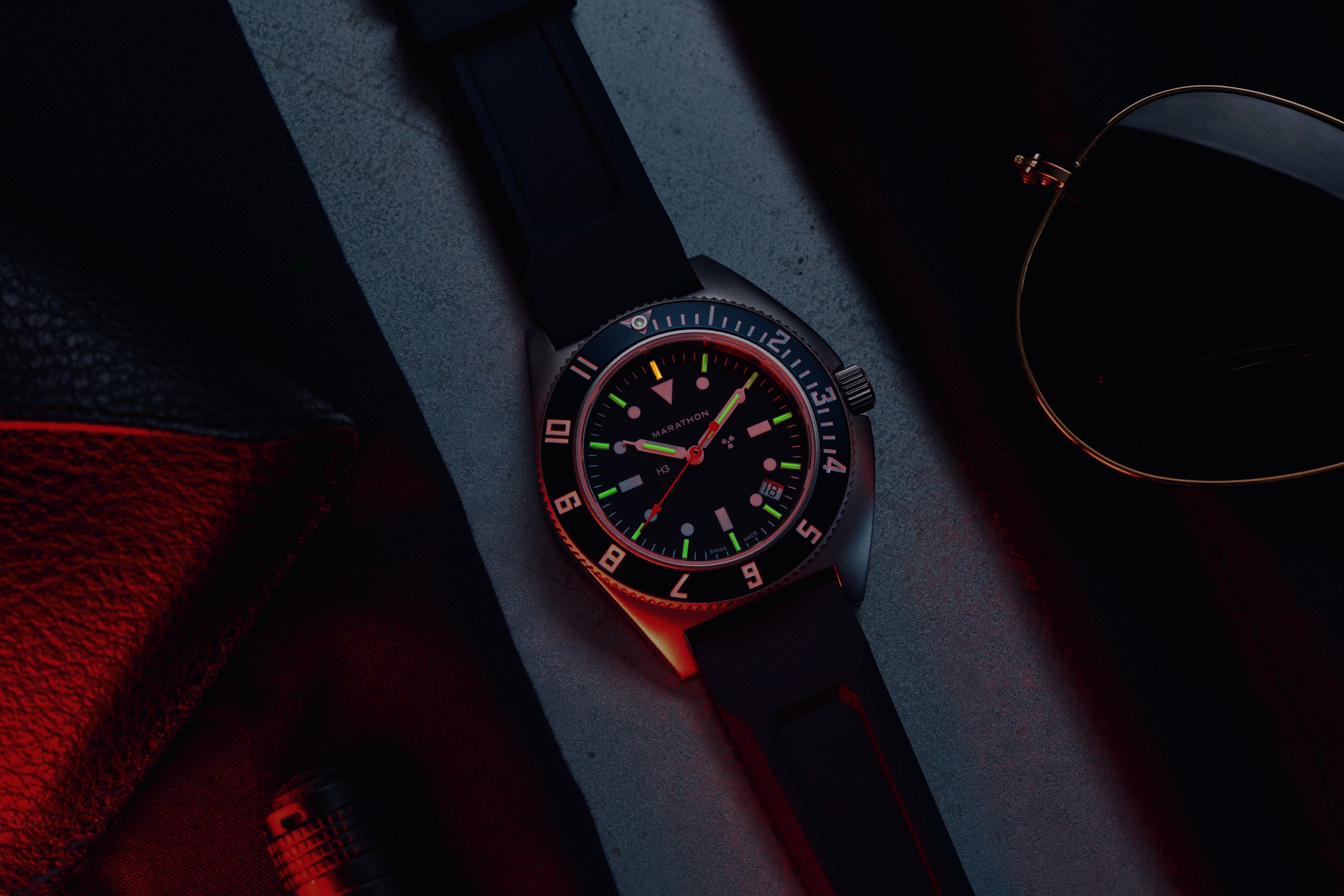 41mm Blue Steel Navigator w/Date (SSNAV-D) on Blue 3-Piece Rubber Strap Kit image