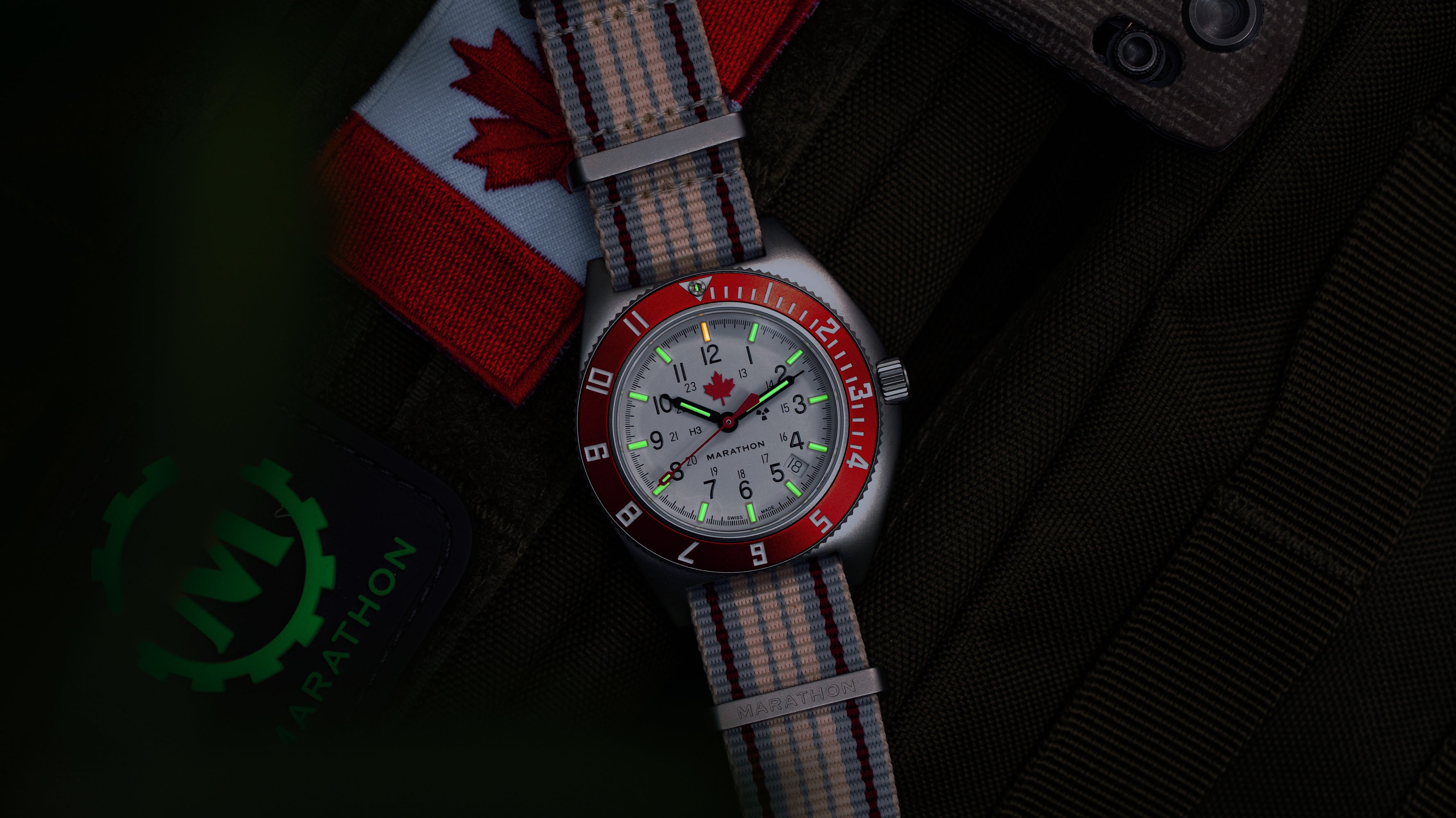Arctic ADANAC Navigator de acero de 41 mm con fecha automática (SSNAV-D AUTO) - Canadá image