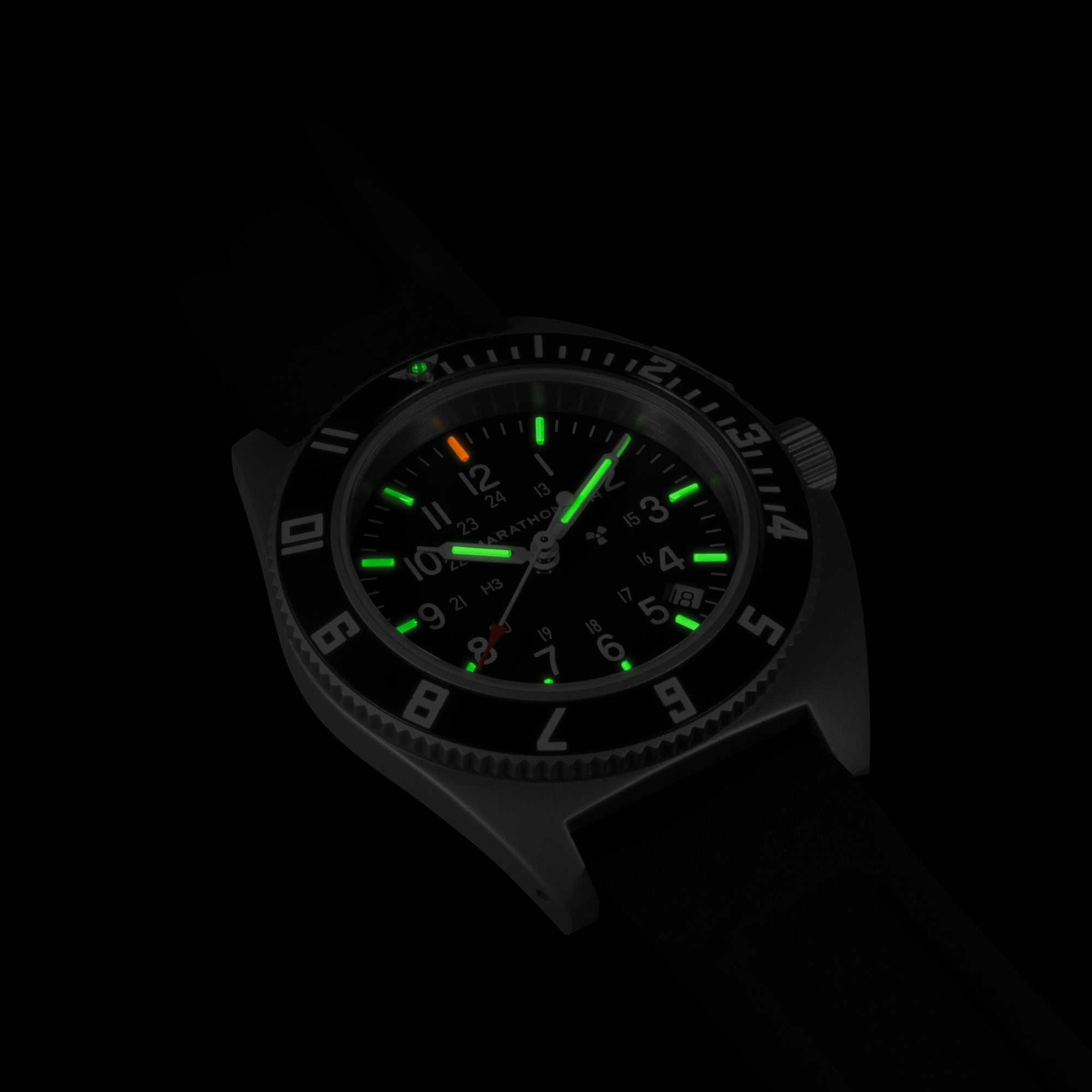 41mm Steel Navigator w/Date (SSNAV-D) on Black 3-Piece Rubber Strap Kit