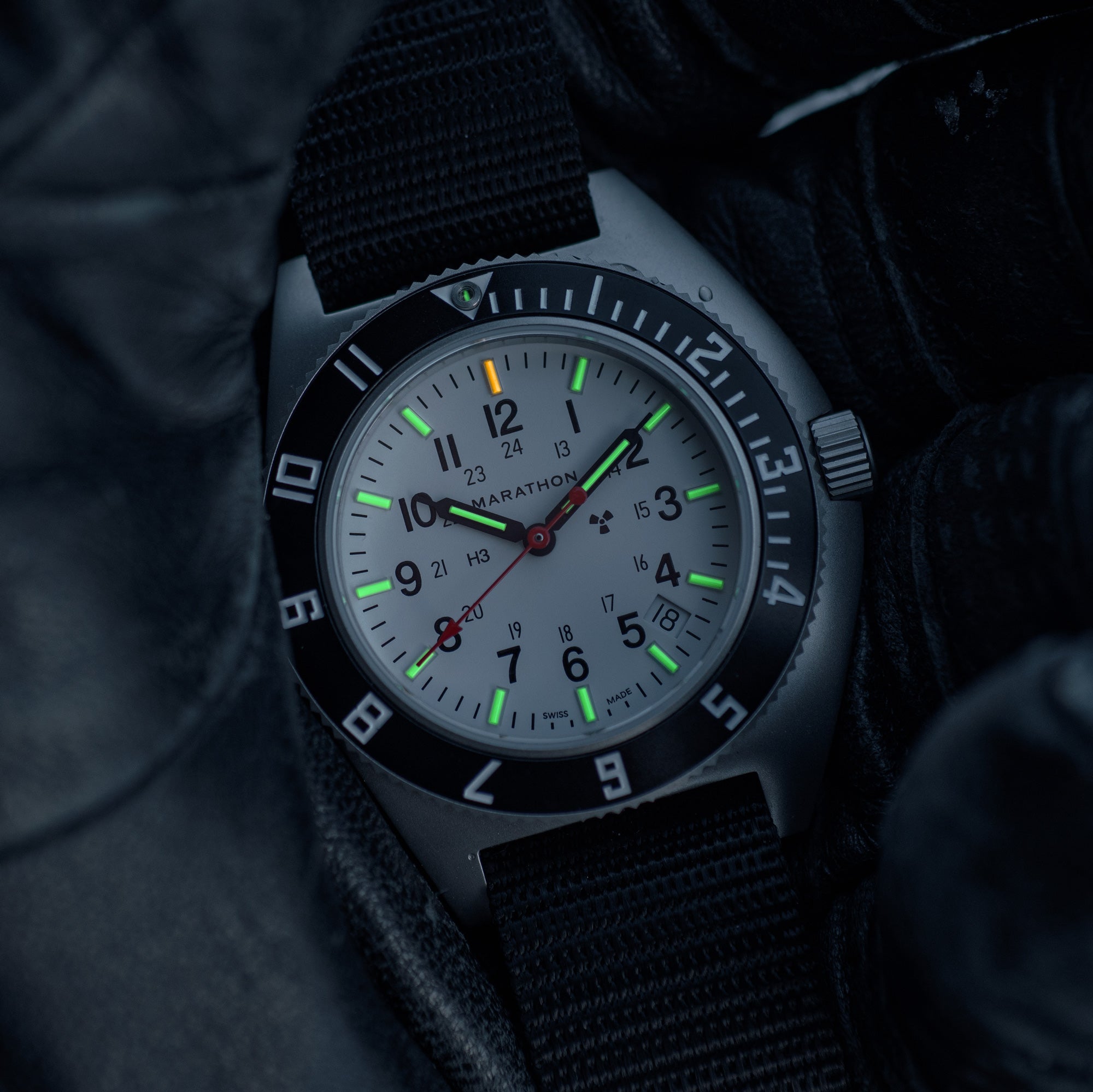 41mm Steel Navigator w/Date (SSNAV-D) on Nylon DEFSTAN image