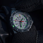 Reloj automático de buceo grande (GSAR) Arctic Edition de 41mm con brazalete de acero inoxidable image
