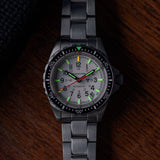 Montre automatique de plongée moyenne édition Arctic de 36 mm (MSAR Auto) avec bracelet en acier inoxydable image