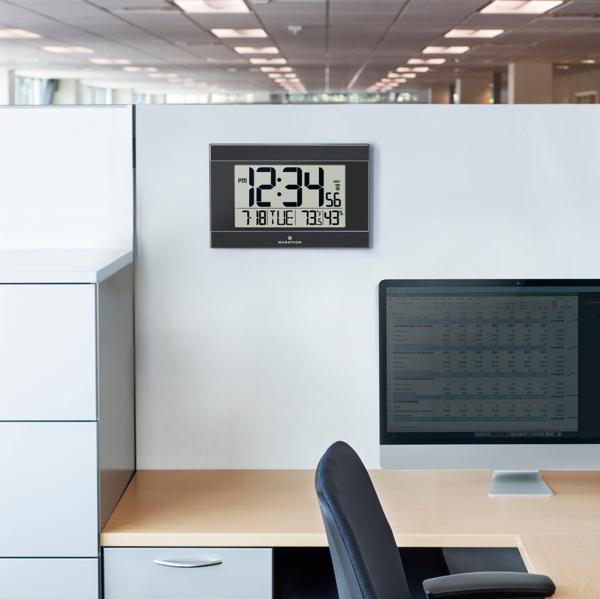 Horloge murale numérique atomique avec rétroéclairage automatique