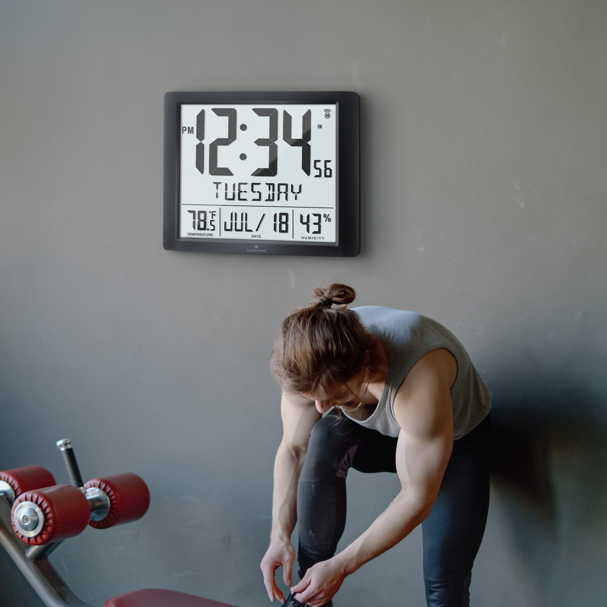 Super Jumbo Self-Setting Wall Clock with Full Date Display and 7 Time Zones image