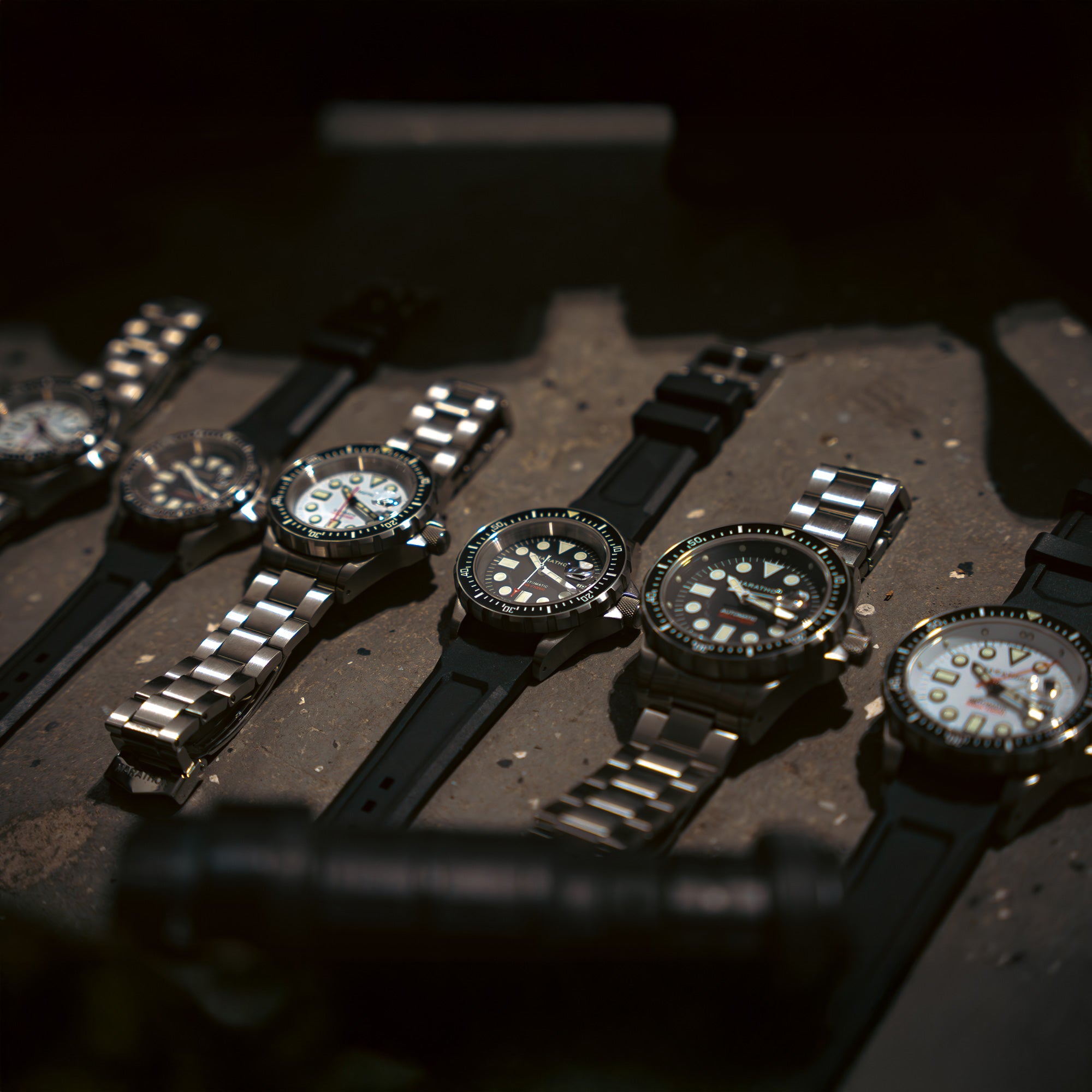46mm Original SAR w/ Date with Stainless Steel Bracelet (OSAR-D)