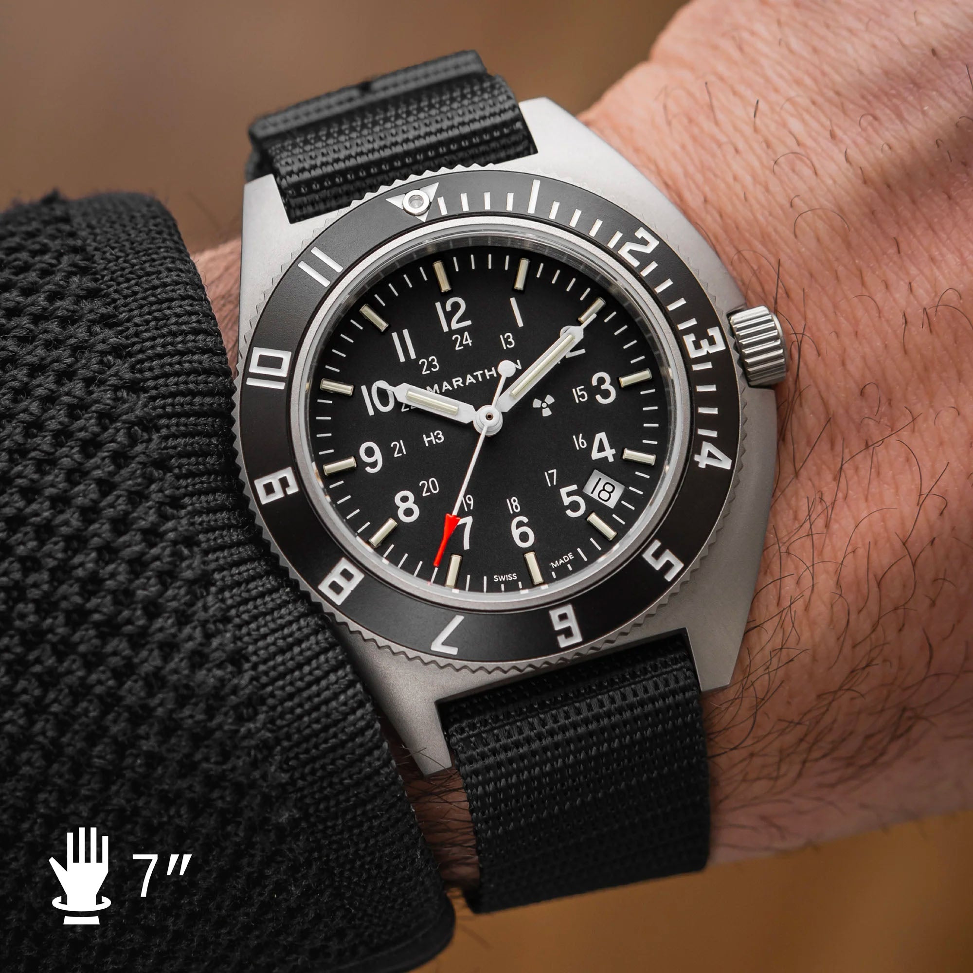 41mm Steel Navigator w/ Date (SSNAV-D) on Ballistic Nylon image