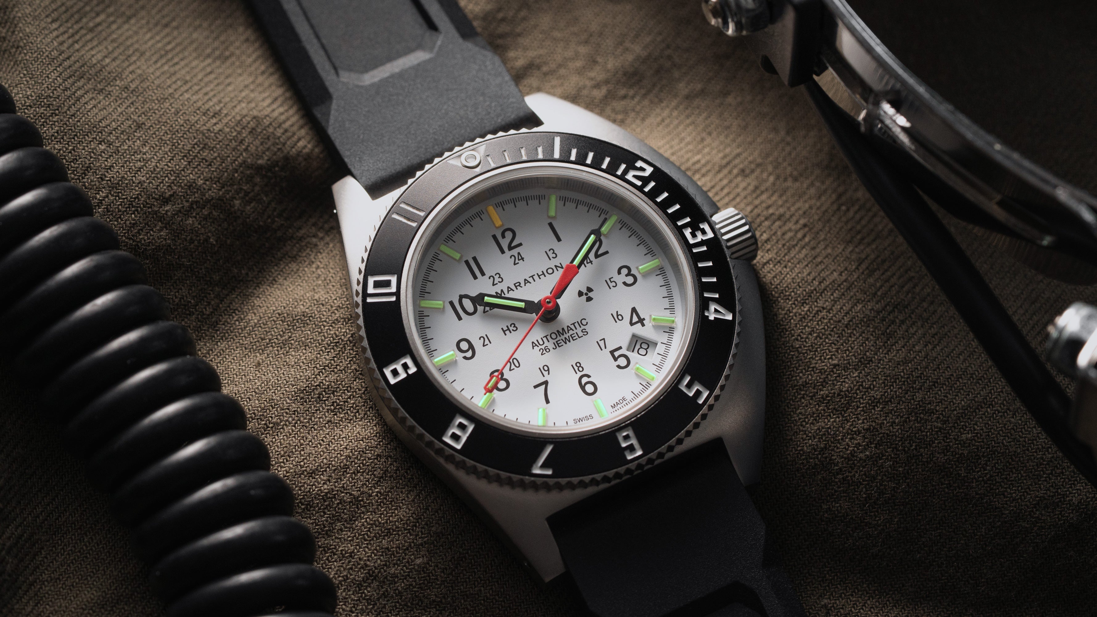 41mm Arctic Steel Navigator w/ Date Automatic (Arctic SSNAV-D Auto) on Black 3-Piece Rubber Strap Kit image