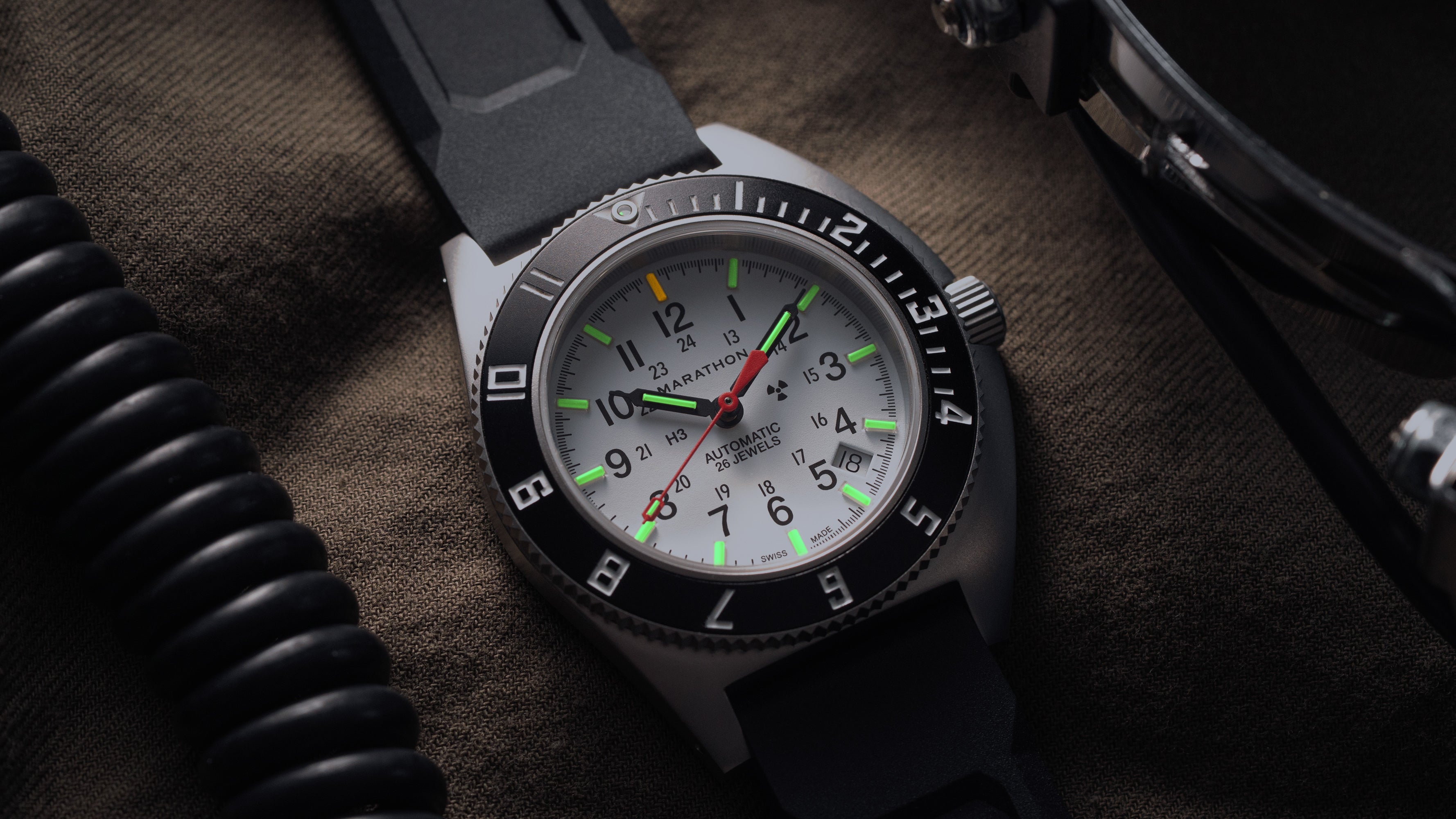41mm Arctic Steel Navigator w/ Date Automatic (Arctic SSNAV-D Auto) on Black 3-Piece Rubber Strap Kit image