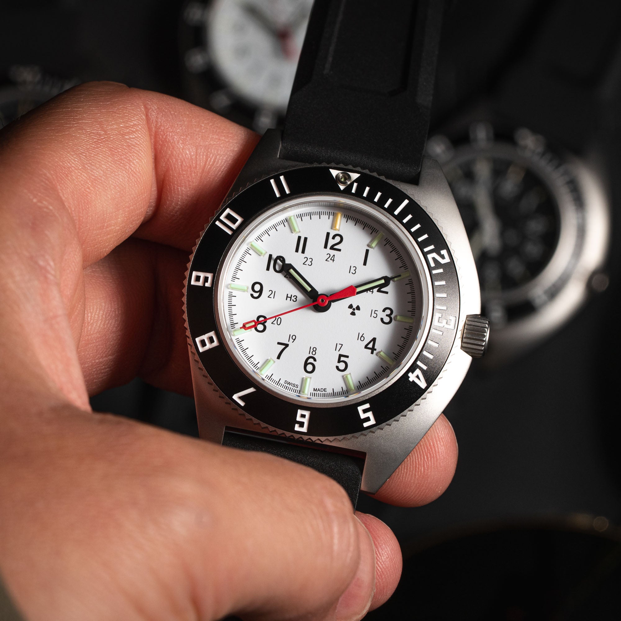 41mm Arctic Steel Navigator Automatic (Arctic SSNAV Auto) on Black 3-Piece Rubber Strap Kit