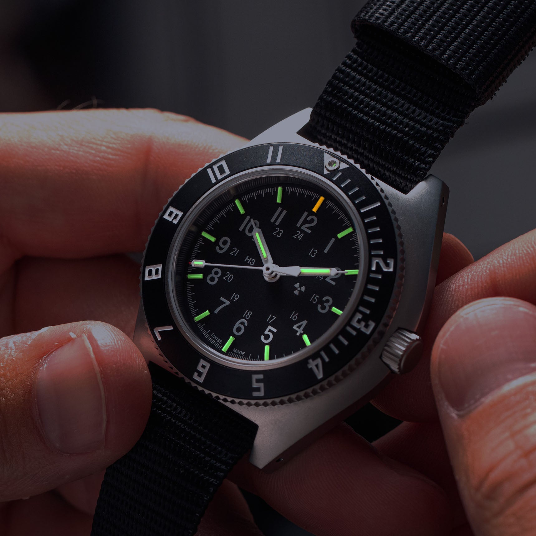 41mm Steel Navigator Automatic (SSNAV) on Black Ballistic Nylon