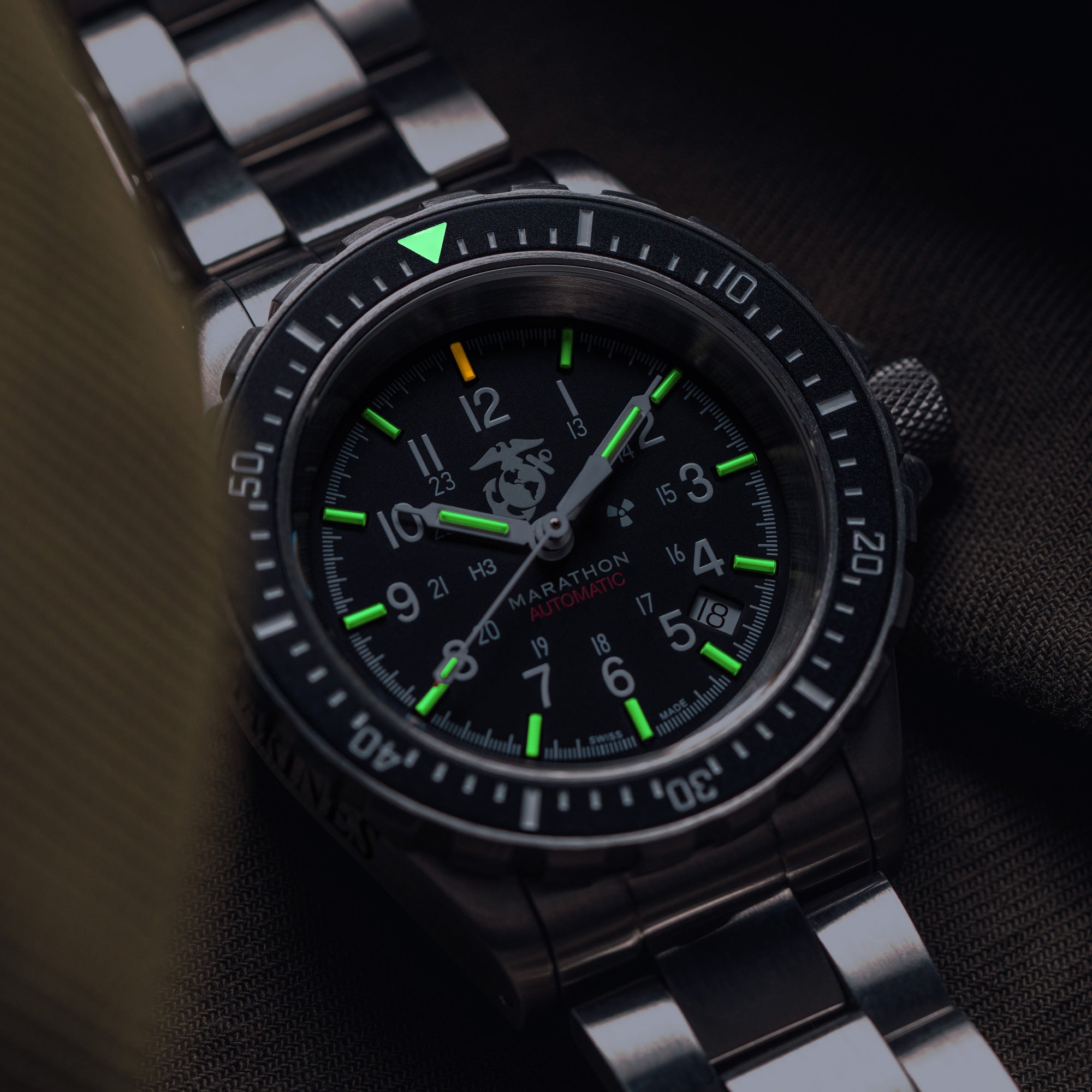 41mm Official USMC™ Large Diver's Automatic (GSAR) with Stainless Steel Bracelet image