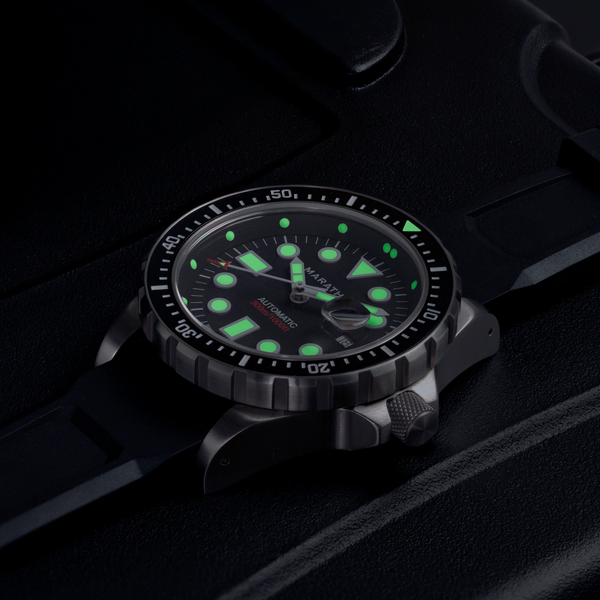 46mm Original SAR w/ Date on 3-Piece Rubber Strap Kit (OSAR-D) image