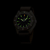 Navegador oficial del piloto verde salvia USMC de 41mm con fecha (cuarzo) image