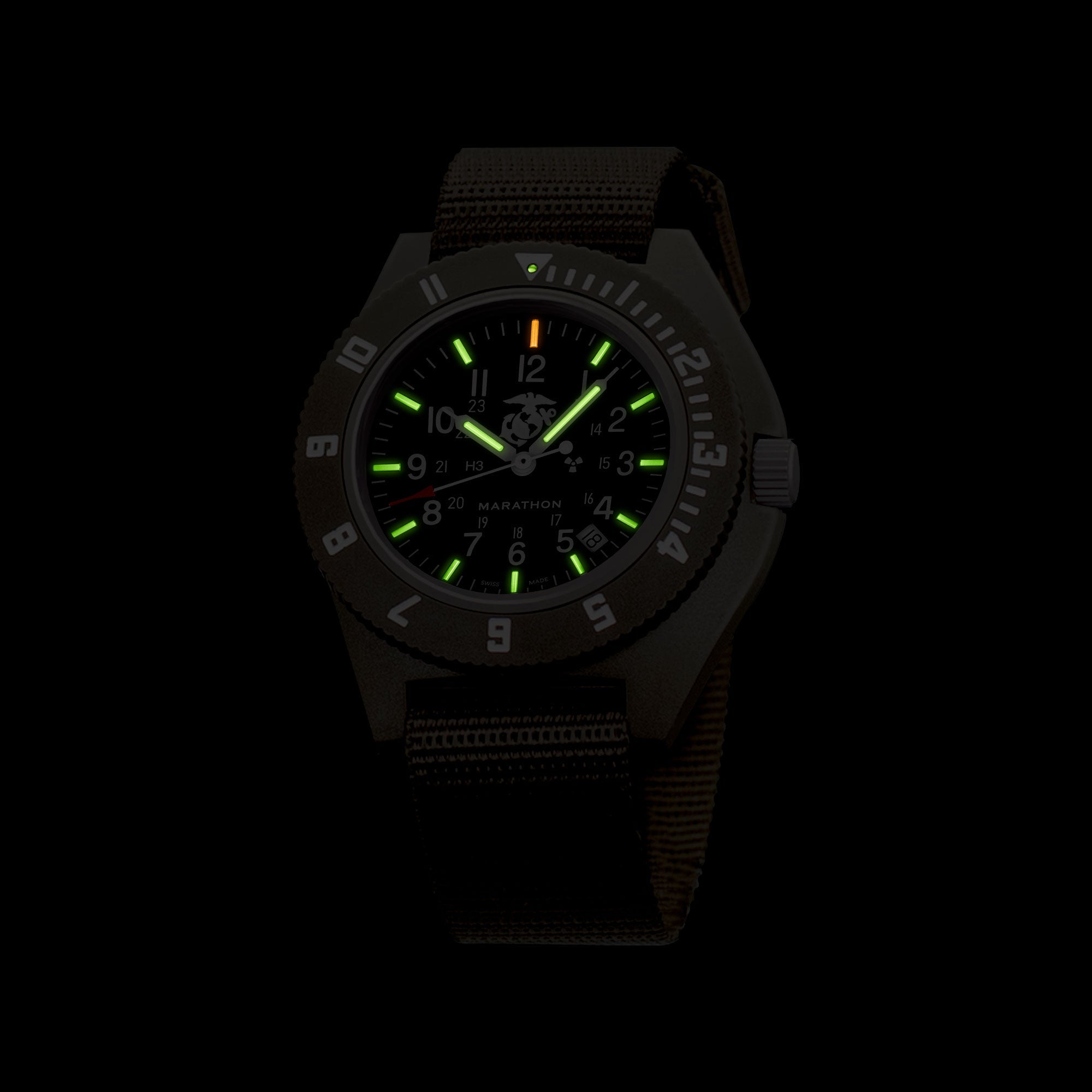 Navegador oficial del piloto verde salvia USMC de 41mm con fecha (cuarzo) image