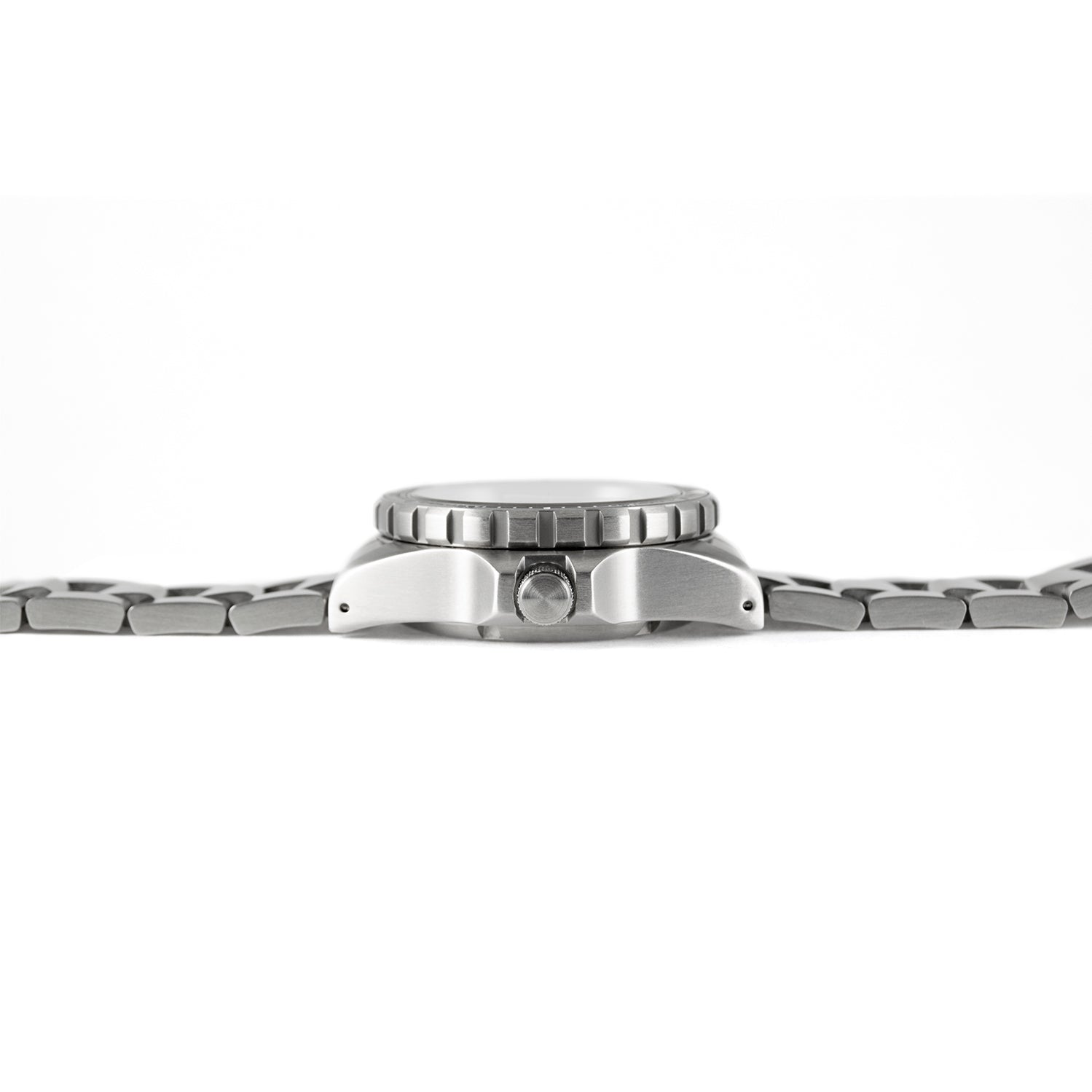 Cuarzo de buzo jumbo (JSAR) de 46mm con brazalete de acero inoxidable image