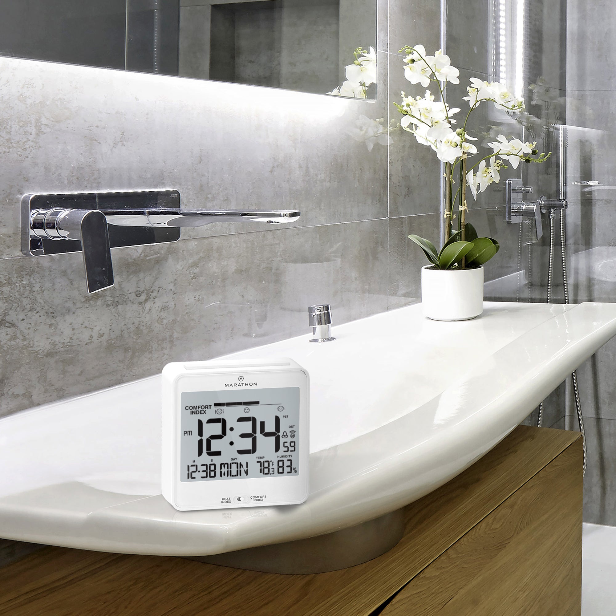 Self-Setting Desk Clock with Backlight, Heat & Comfort Index