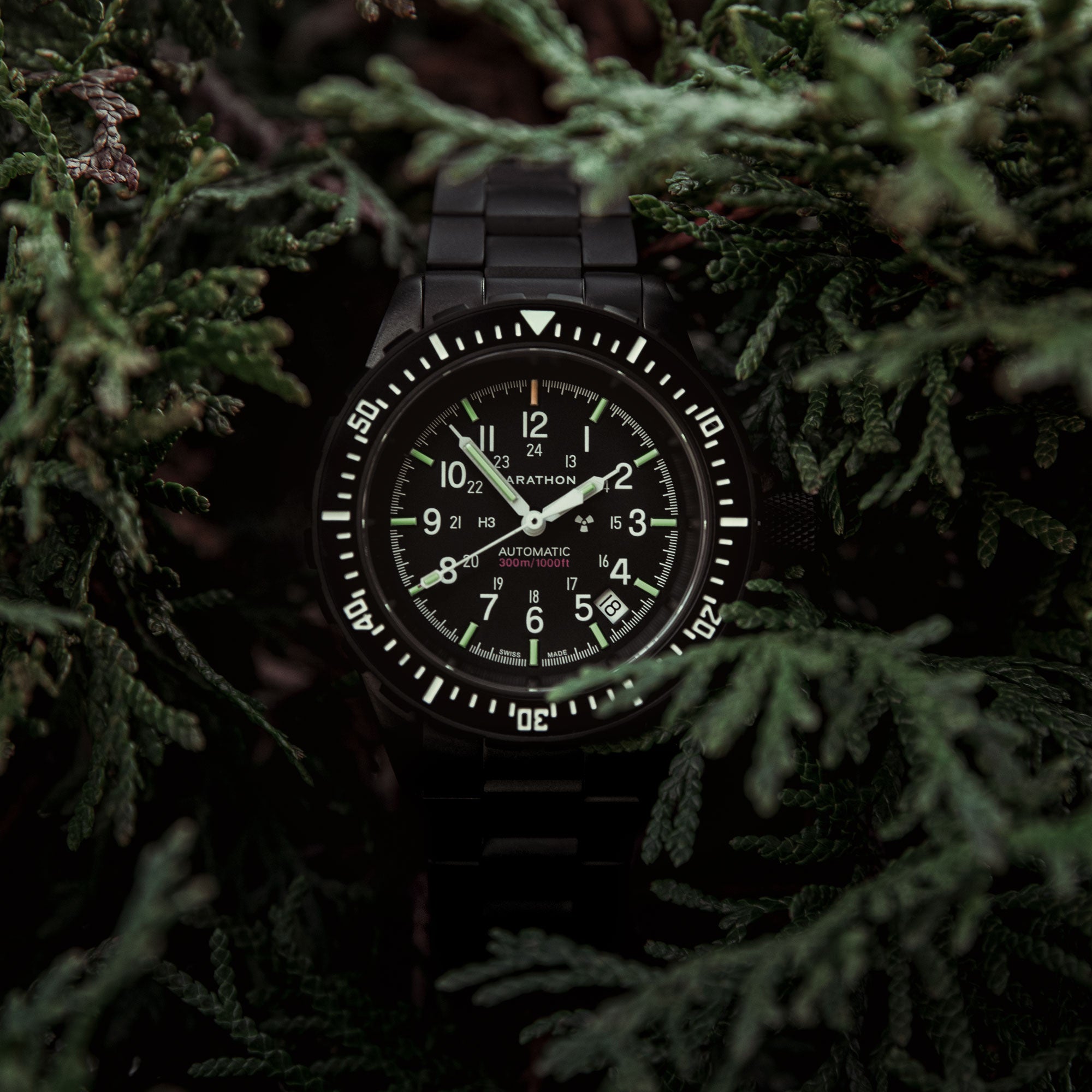 Grande montre automatique de plongée anthracite (GSAR) de 41mm avec bracelet en acier inoxydable image
