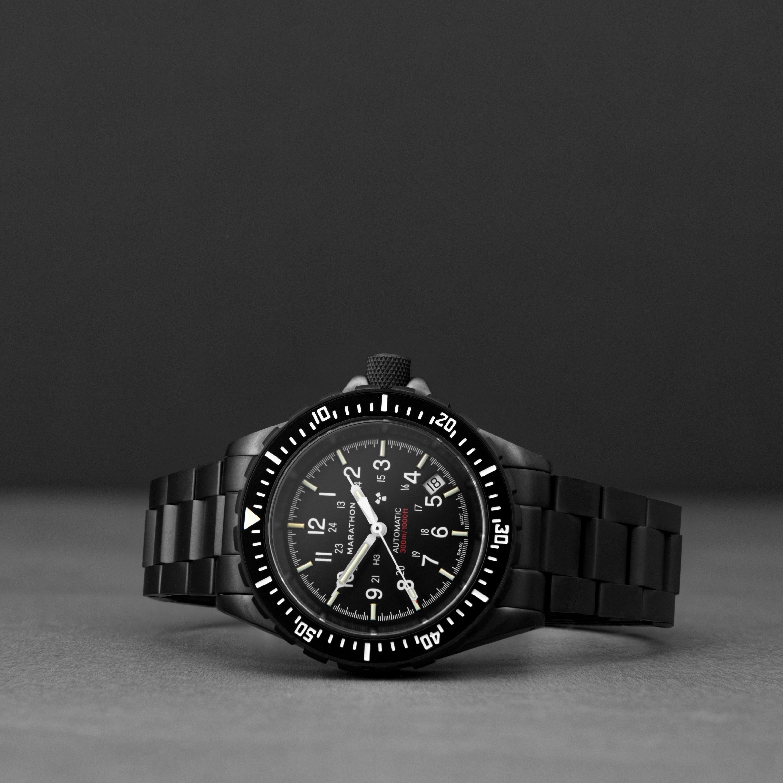 Grande montre automatique de plongée anthracite (GSAR) de 41mm avec bracelet en acier inoxydable image